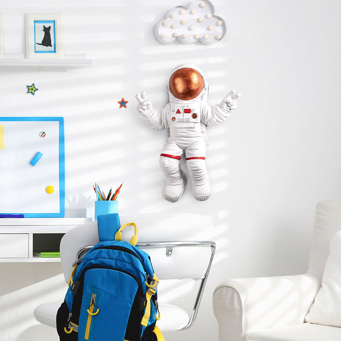 Zidna dekoracija, Peace Sign Astronaut - 3-Vasdom.hr